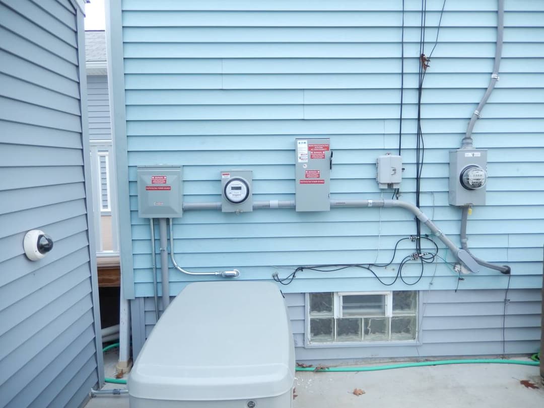 residential electrician in pittsburgh pennsylvania doing outside electrical work